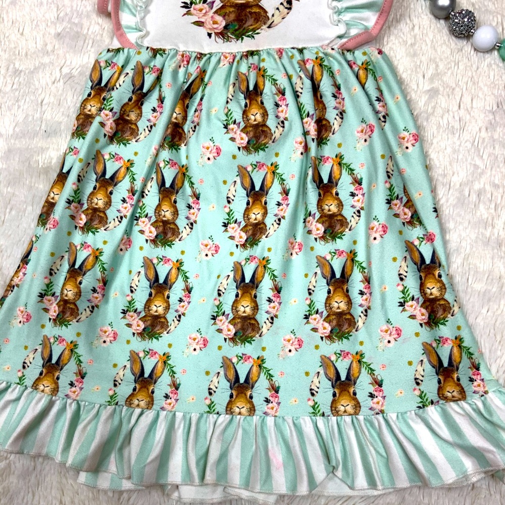 Easter dress with necklace and bow - Picture 3 of 9